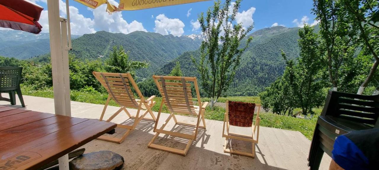 Betegi Guest House Местия Екстериор снимка
