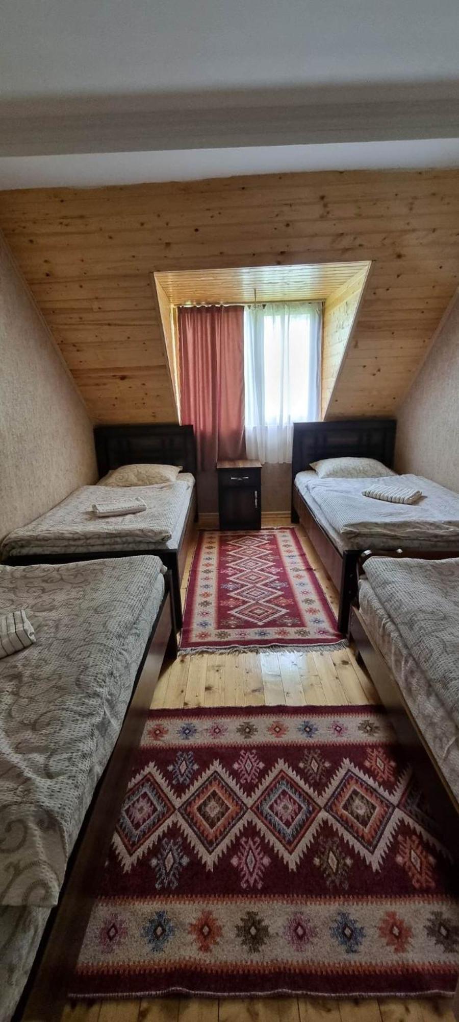 Betegi Guest House Местия Екстериор снимка