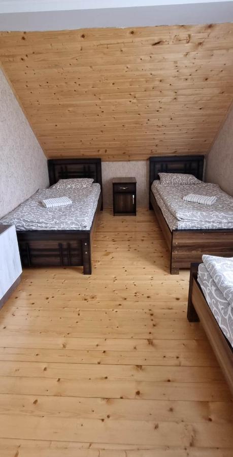 Betegi Guest House Местия Екстериор снимка